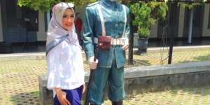 #HOTD: Dominasi Putih di Tampilan Hanifah Razan