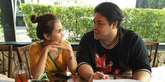 Ayu Ting Ting dan Ivan Gunawan Beradu Pandang, Netizen: Cocok!