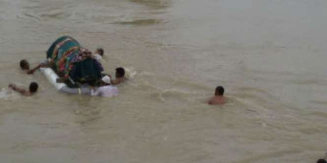 Hilang Saat Temani Jenazah 'Berenang'
