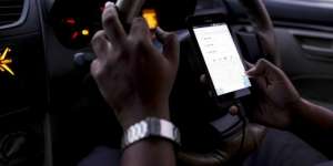 Pesan Taksi Pakai HP Istri, Perselingkuhan Pengusaha Terkuak