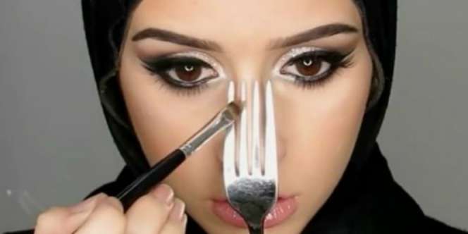 Tutorial Make Up Unik, Buat Hidung Lebih Mancung dengan Garpu