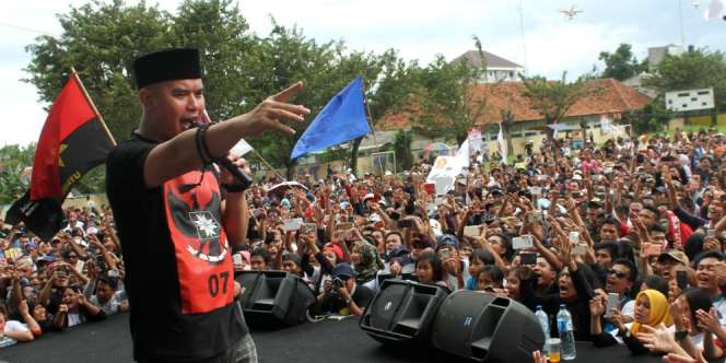 Red Hot Chili Peppers Manggung di Bekasi Jika Dhani Jadi Wabup