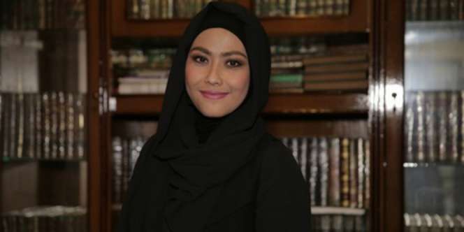 Kisah Selly Hasan Si 'Saras 008' yang Putuskan Berhijab