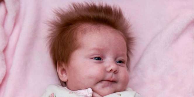 Butuh 2,5 Jam Rapikan Rambut Bayi Ini