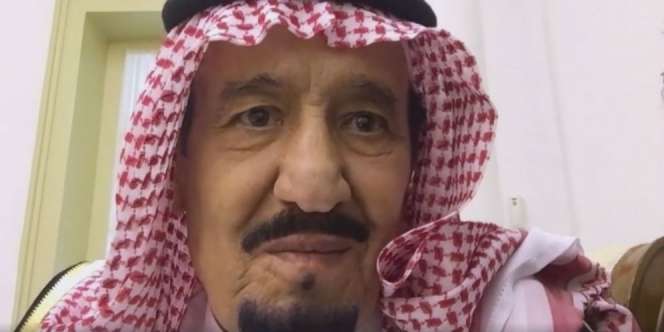 Makan Bareng, Jokowi 'Nge-Vlog' dengan Raja Salman