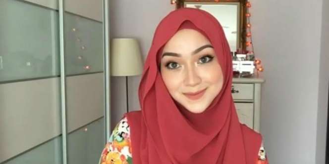 Tutorial Hijab Syar'i dalam Gaya Lebih Fresh