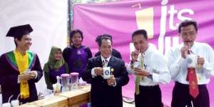 Kisah Sukses Wisudawan UNNES Raup Omzet Rp1 M dari Bisnis Susu