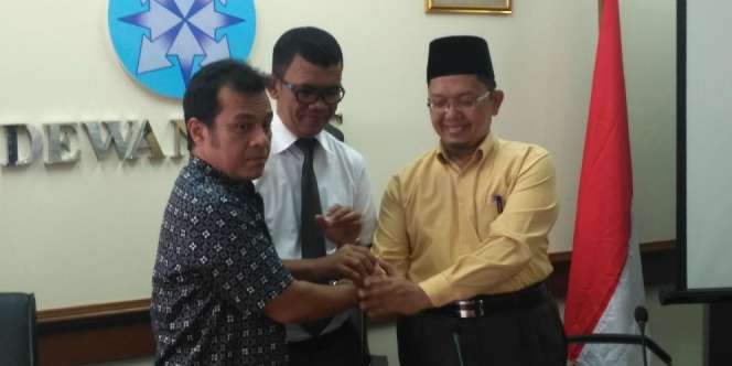 Alfian Tanjung Siap Hadapi Somasi Teten Masduki