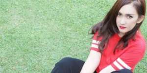 Vakum 7 Tahun, Nafa Urbach Kembali Bernyanyi