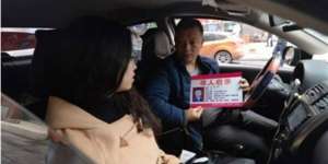 Kisah Haru Bapak Cari Putri yang Hilang 23 Tahun Lalu