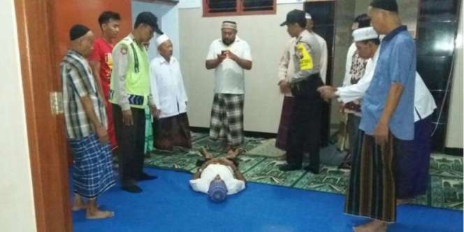 Innalillahi, Kakek Ini Meninggal Usai Jadi Imam Sholat Isya