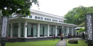 Masjid Baiturahim, Penyejuk di Tengah Kesibukan Istana Merdeka