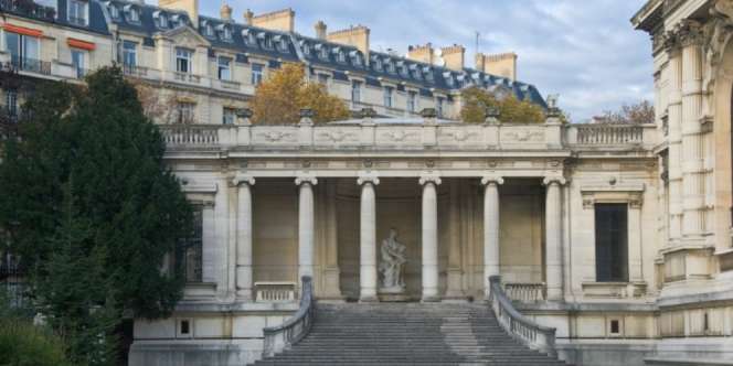 Paris Akan Bangun Museum Fashion Pertama