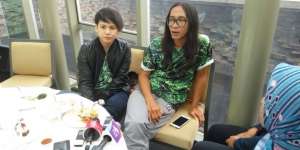 Cerita Ibunda Evelyn Shock Dengar Aming Talak Putrinya