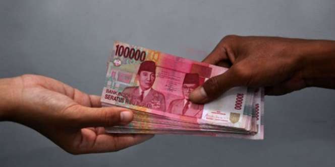 Masuk Kerja Hasil Nyogok, Haramkah Gajinya?