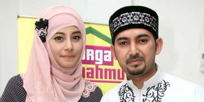 Ustaz Al Habsyi Menikahi Istri ke Dua di Mekah?