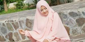 #HOTD: Nova Wijaya Keluar Zona Nyaman dari Warna Terang