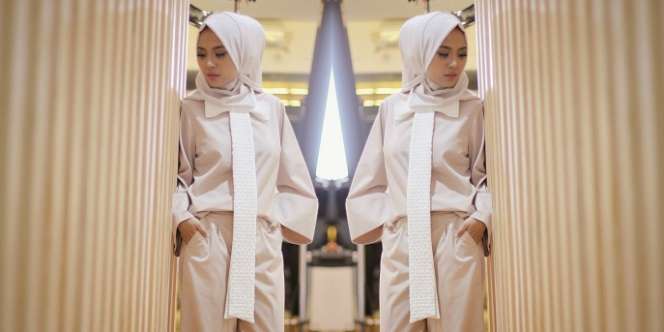 Hijab Tutorial Simpel untuk Menutupi Pipi Tembam