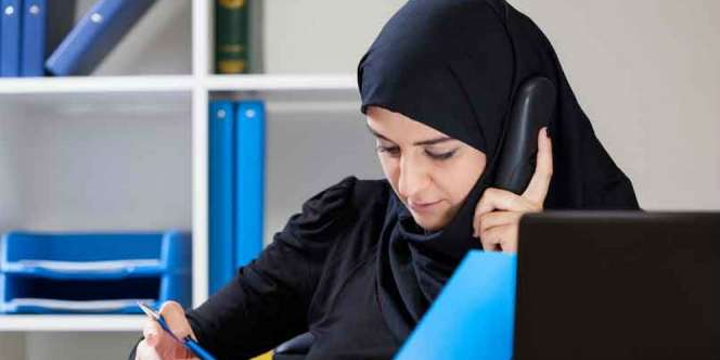 Inilah Balasan Bagi Istri yang Nafkahi Suami dan Anaknya