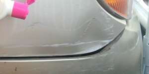 Hapus Baret di Mobil Pakai Lotion Anti-Nyamuk Ternyata Bahaya!