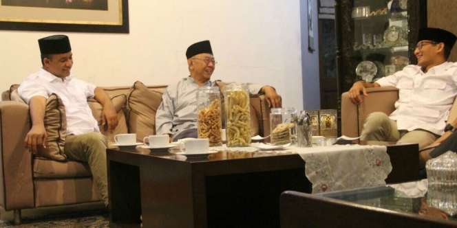 Pesan Khusus Gus Sholah Buat Pasangan Anies-Sandi