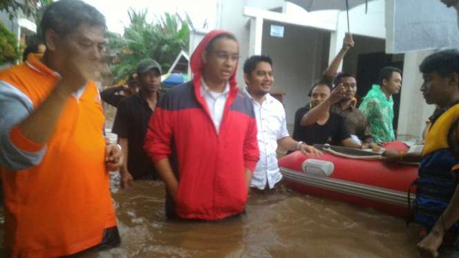 Curhat Warga Korban Banjir Rawasari Kala Ditemui Anies