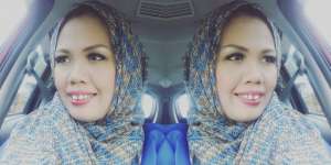 Elly Sugigi Gugat Cerai Suami