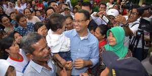 Anies Pastikan KJP Plus Akomodasi Seluruh Anak Usia Sekolah