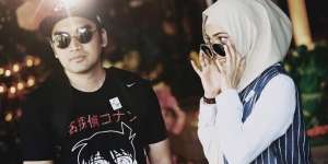 Intip Kompaknya Gaya Rina Nose Bersama Mantan Suami