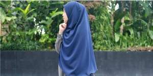 #HOTD: Acuan Busana Syari dari Putri Larasati
