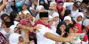 Ketika Pendukung Rela Urunan Demi Menangkan Anies-Sandi
