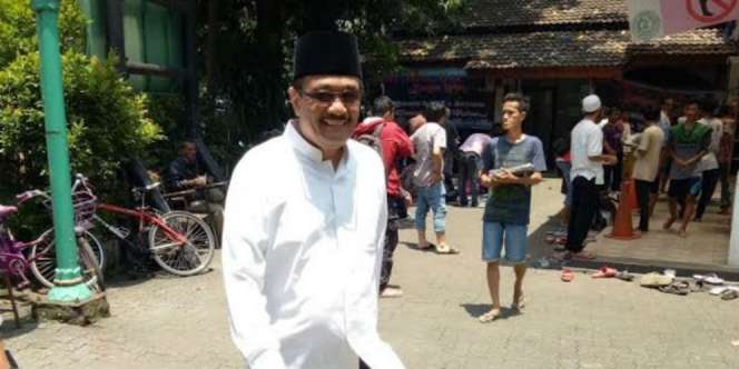 Kunjungi Al-Wathoniyah, Djarot Janjikan Perbaikan Ponpes
