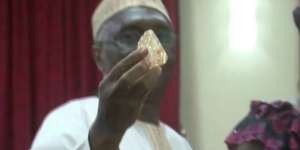 Pria Langka! Temukan Berlian Rp825 M Diberikan ke Negara