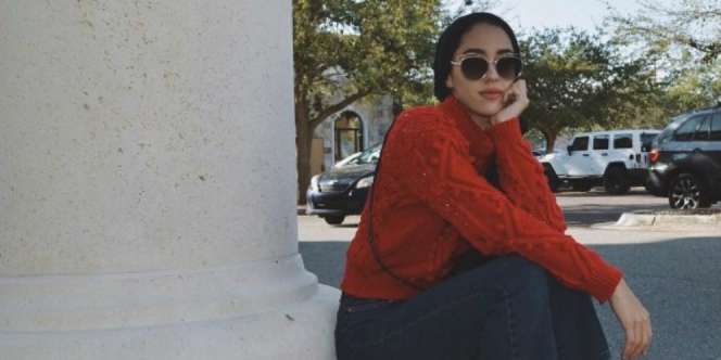 Inspirasi Gaya Busana Hijab 70-an yang Cocok Buat Kamu