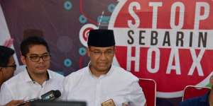 Perangi Berita Bohong, Anies-Sandi Luncurkan Satgas Anti-Hoax