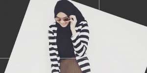 Rina Nose: Coba Nuansa Stripe di Keseharian
