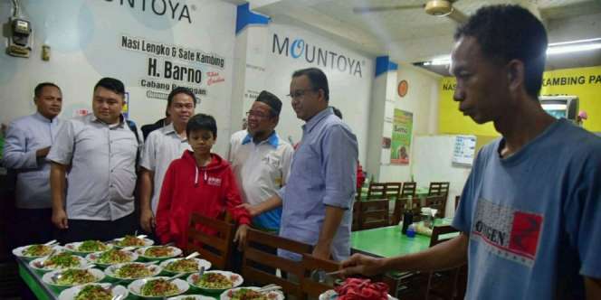 Nasi Lengko dan Kenangan Masa Kecil Anies Baswedan