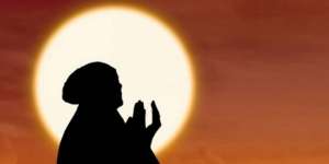 Inilah Wanita yang Doanya Mampu Tembus Langit ke-7