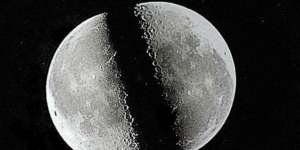 Ketika Bulan Terbelah Dua di Langit Mekah