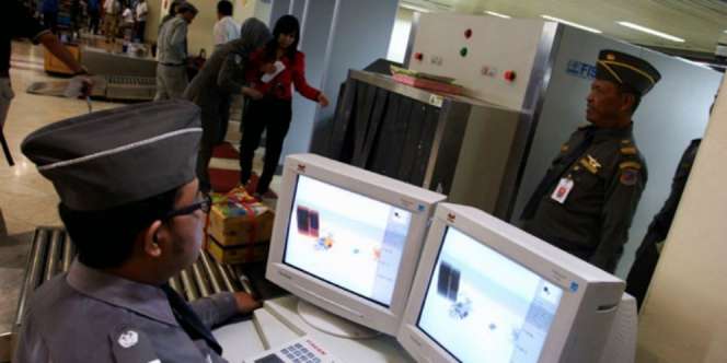 Kemenhub Tak Larang Laptop & HP Masuk Kabin Pesawat, tapi....