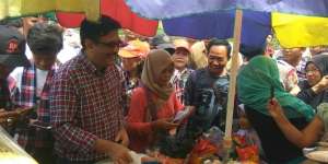 Djarot Borong Sayur, Pedagang: Alhamdulillah Bayar Lebih