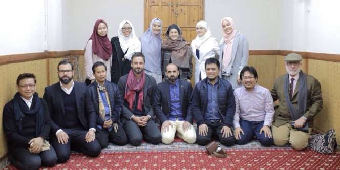 Oki Setiana dan Dewi Sandra Galang Dana Bangun Masjid Spanyol