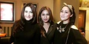 Mantan Suami Foto Mesra dengan Nikita, Ini Kata Tata Janeeta