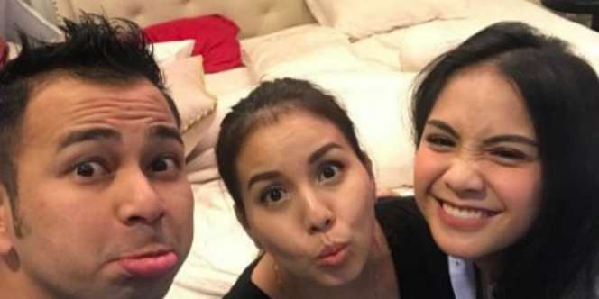 Selfie Bareng Raffi-Nagita, Tya Ariestya Dibilang Mirip Ayu