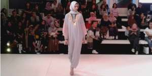 Cosmoflo Extend, Buah Karya Anniesa Hasibuan Sambut Lebaran