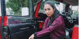 Disebut Putus dari Pria Korea, Ini Kekasih Baru Dinda Kirana?