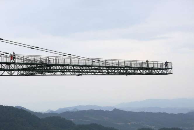China Bangun Wisata 'Jalan Langit'