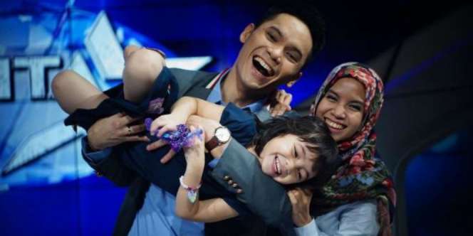 Aksi Menggemaskan Putri Ben Kasyafani di Atas Catwalk