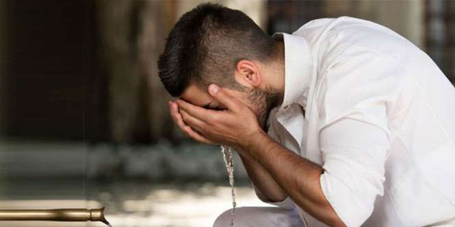 Ini Dia Manfaat Hirup Air Ketika Wudhu