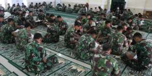 Tentara Pengamanan Pilkada DKI Meninggal Saat Mau Apel